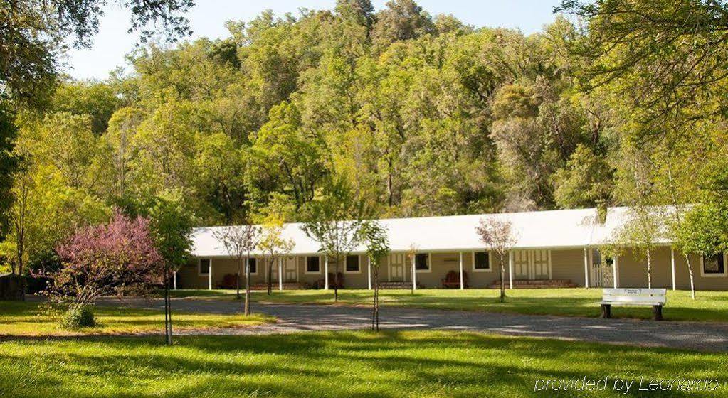 Vichy Springs Resort Юкайа Екстер'єр фото