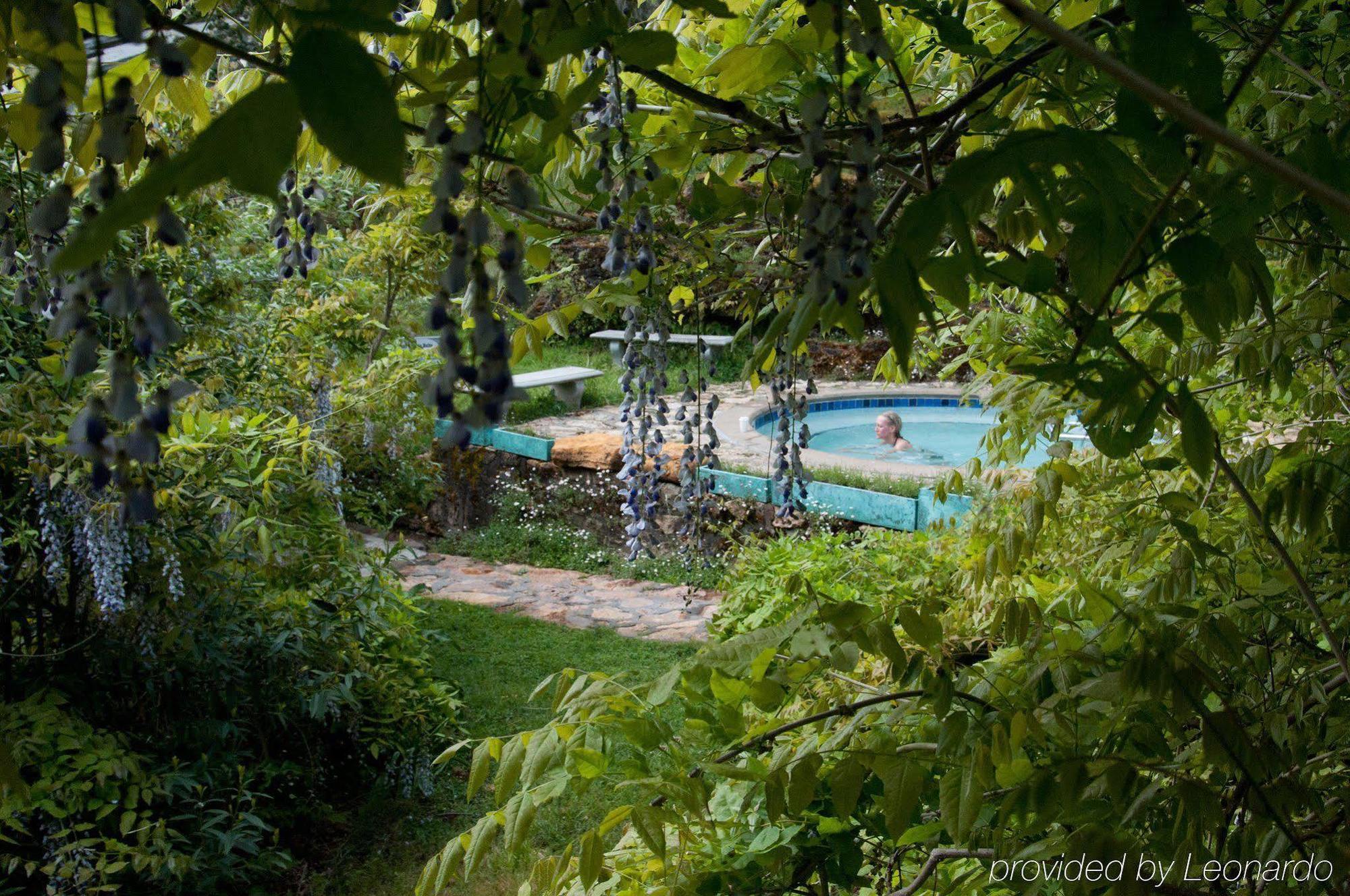 Vichy Springs Resort Юкайа Екстер'єр фото